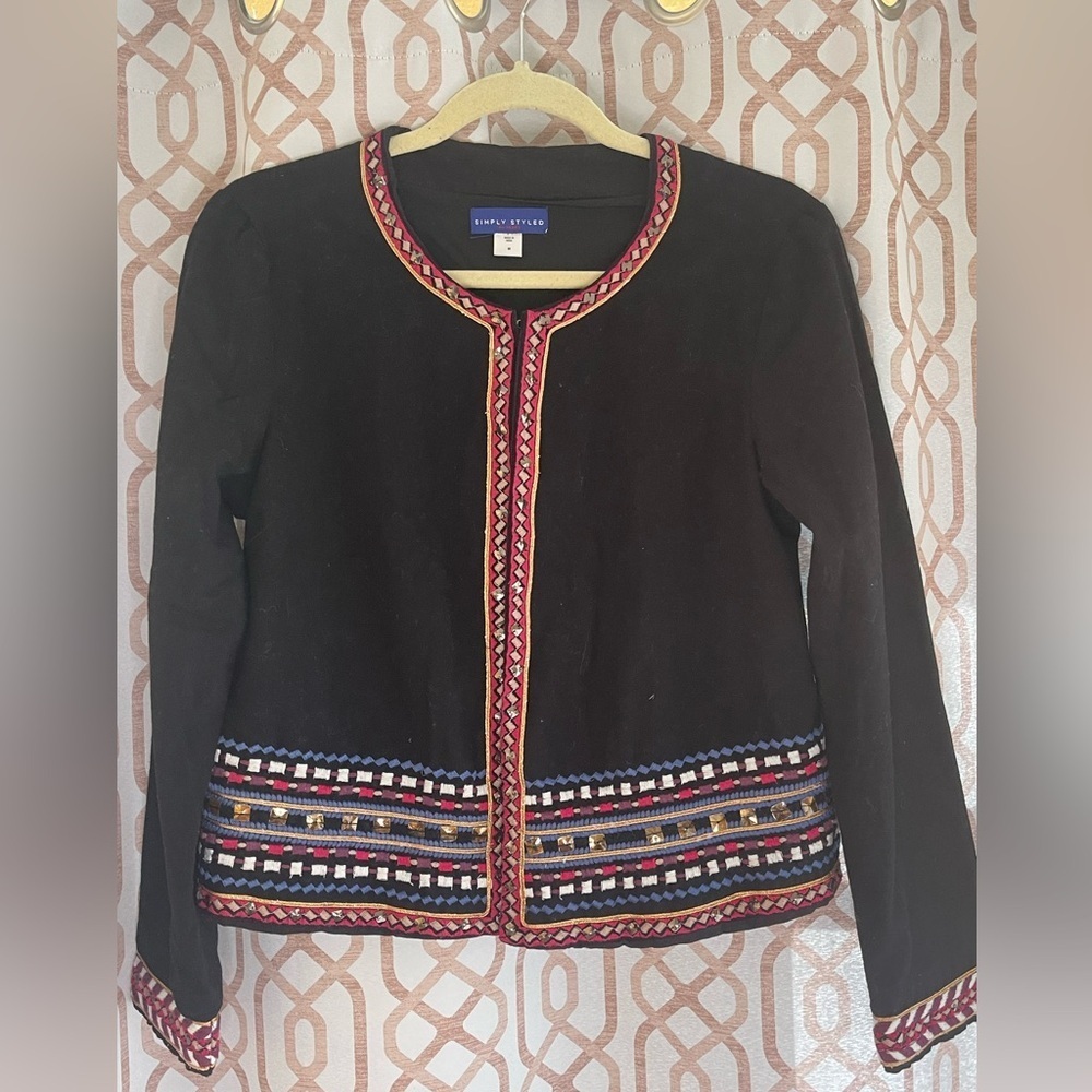 Simply Styled Black Jacket with Multicolor Embroidery